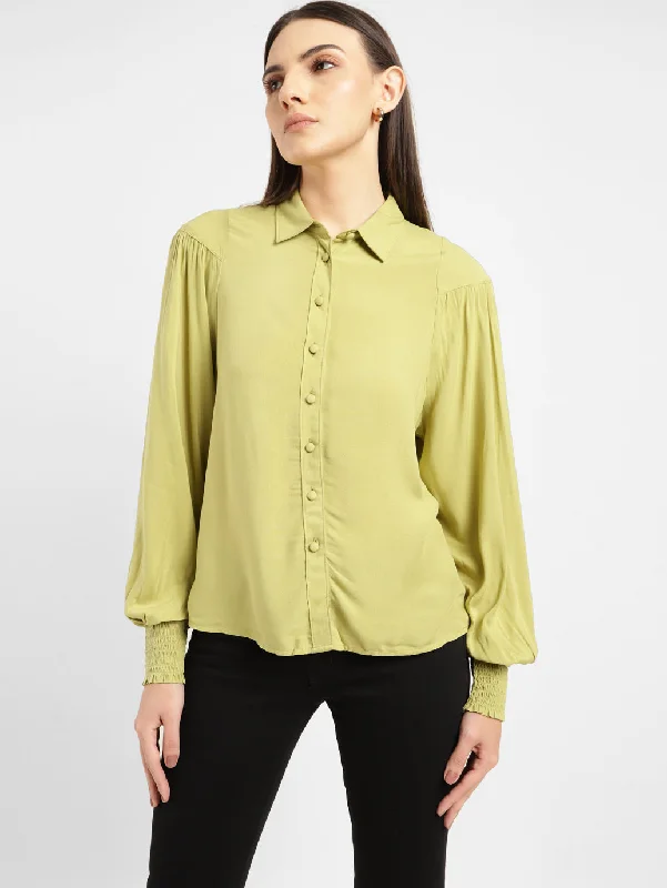 Women's Solid Spread Collar Shirt Green