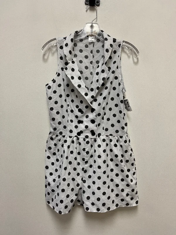 Romper By Clothes Mentor In Polkadot Pattern, Size: M