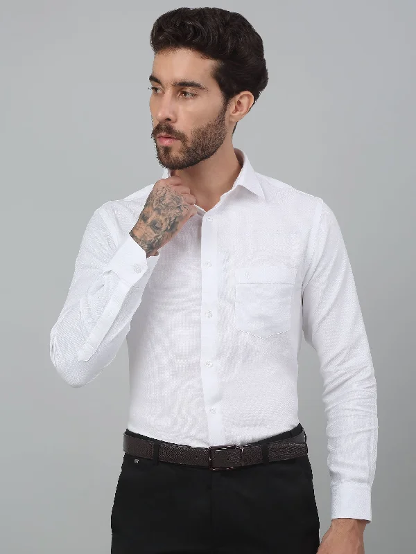 Men's Performance Shirts for Active LifestylesMen's White Formal Self Textured Full Sleeve Shirt